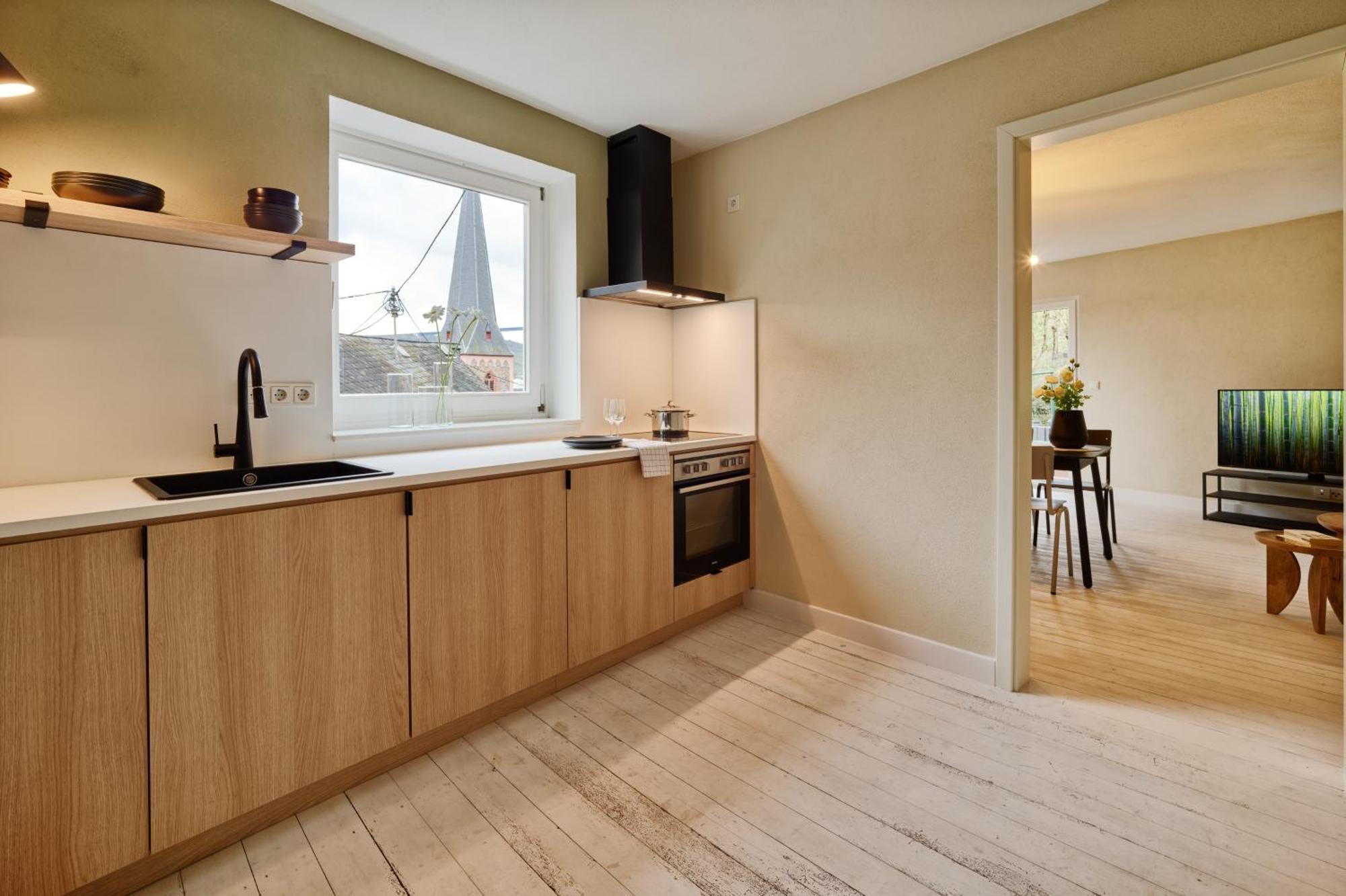 Moseltraum - Grosszuegiges Townhouse Mit Sauna & Sonnenterrasse - Platz Fuer 6 Personen